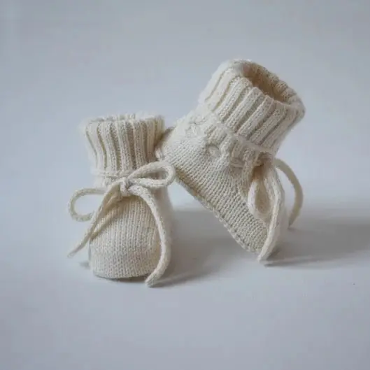 Y-Z Knitted baby booties for newborn warm long booties socks Crib shoes baby Gift for newborn boy girl