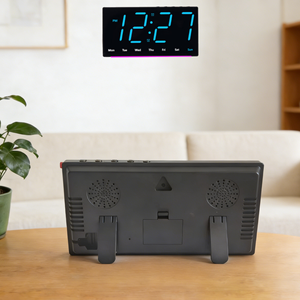 Horloge numérique intelligente LED colorée avec alarme, température, lumière ambiante, <span class=keywords><strong>calendrier</strong></span>, fonction snooze, réglage de la luminosité, décoration d'intérieur - Product Image 4