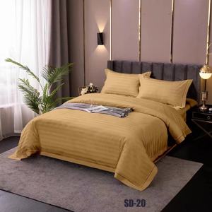 Luxe pas cher <span class=keywords><strong>prix</strong></span> couleurs jacquard rayure hôtel qualité polyester rayure ensembles de literie housse de <span class=keywords><strong>couette</strong></span> ensemble pour les détaillants - Product Image 5