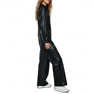 Monos y Bodys Elegantes y Sensuales de Moda, Mono de Piel Sintética Negra con Pantalones Anchos para Mujer - Product Image 4