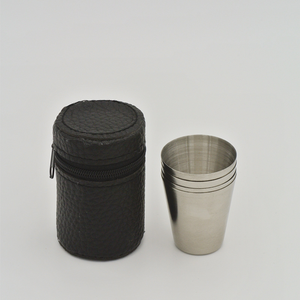 4 teile/satz Outdoor-Reise-Edelstahl-Tassen Mini-<span class=keywords><strong>Set</strong></span> Gläser für Whisky Wein mit Fall Portable Drink <span class=keywords><strong>Ware</strong></span> - Product Image 3