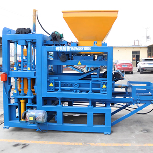 Machine <span class=keywords><strong>de</strong></span> fabrication <span class=keywords><strong>de</strong></span> blocs par vibration à interverrouillage, à pression hydraulique, avec moteur automatique et PLC, pour moules <span class=keywords><strong>de</strong></span> pavés en béton, cendres volantes et sable, creux, pleins ou alvéolés - Product Image 1