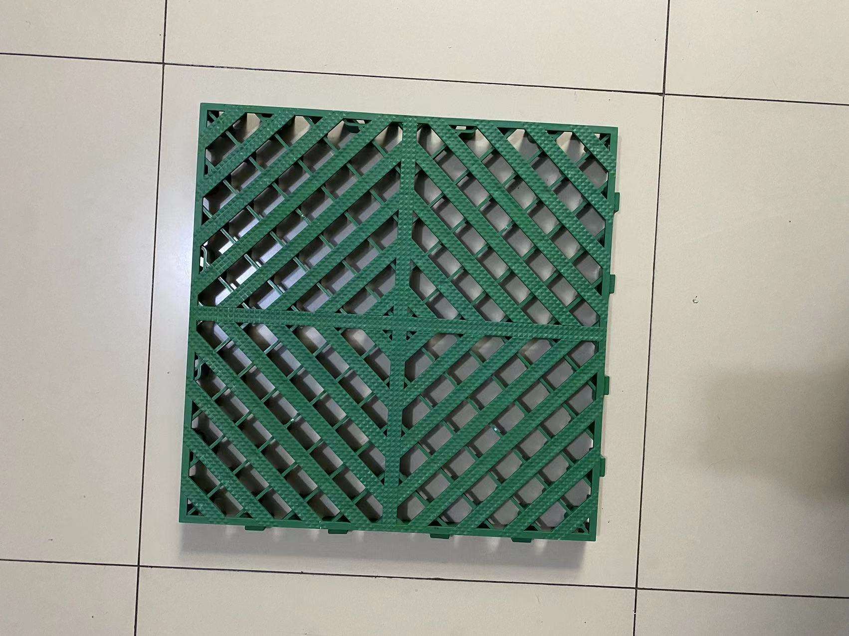 สีเขียว