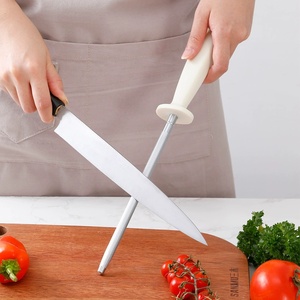 Affilacoltelli a barra dal design speciale, calendario <span class=keywords><strong>da</strong></span> <span class=keywords><strong>tavolo</strong></span> per macellai, affilacoltelli <span class=keywords><strong>da</strong></span> cucina portatile in acciaio ad alto tenore di carbonio - Product Image 5