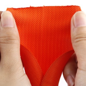 As mangas de cabo trançadas autofechadas duráveis protegem os cabos sem halogênio VW-1 Flame Retardant Easy <span class=keywords><strong>Wrap</strong></span> PP Polyester Yarn Vários - Product Image 2