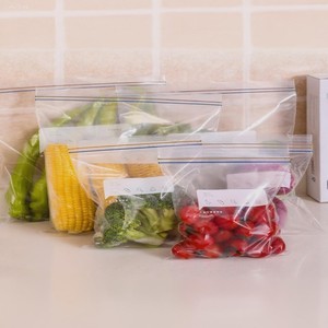 Emballage personnalisé en sac transparent de qualité alimentaire, résistant au froid, en plastique polyéthylène pour le stockage des légumes et des fruits au réfrigérateur - Product Image 1