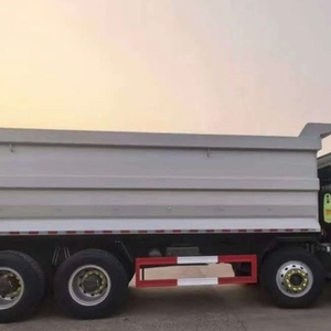 <span class=keywords><strong>Camion</strong></span> benne basculante poids lourd HOWO Sinotruk d'occasion 8x4 12 roues 371-380 CV 30-35 CBM Diesel Euro 2 pour <span class=keywords><strong>transport</strong></span> minier - Product Image 3