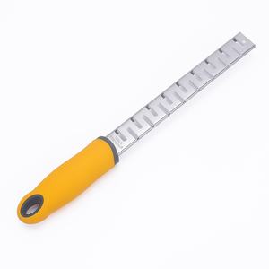 Utensilios de Cocina, Rallador de Queso y Limón de Acero Inoxidable con Mango Antideslizante para Uso con Verduras y Frutas - Product Image 2