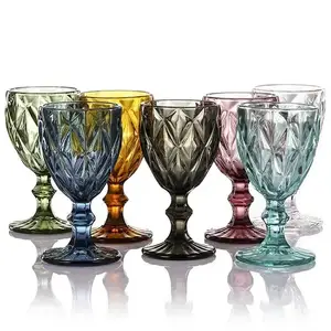 Verres promotionnels Motif en relief unique Verrerie à tige claire haute Bar de fête de mariage Tasses à boire Bleu diamant