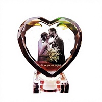 Gravure de cristal 3D de personnage, photo personnalisée, convient comme cadeau de mariage créatif, ornement de bureau
