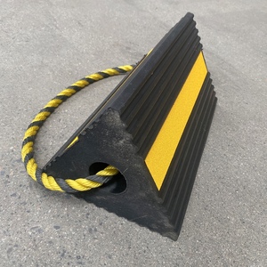 Hàng không cao su máy bay phản lực máy bay trực thăng máy bay máy bay Máy bay bánh xe chock với Mưu đồ dây - Product Image 1