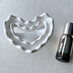 Gran oferta, masajeador de cerámica para masaje de piedra, masajeador de mano en forma de corazón de amor blanco para el cuerpo - Product Image 4