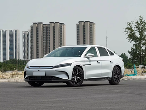 NUOVO BYD Han L PHEV DM-P 4WD Berlina Elettrica 5 Posti 200kW 125km Autonomia Auto Nuova - Product Image 6