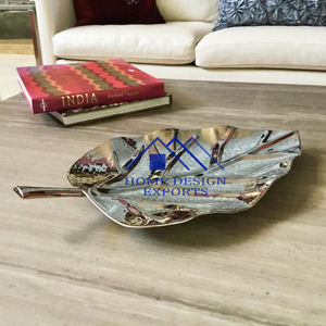 Plato de servicio de hojas de aluminio de gran venta para centros de mesa para el hogar, hoteles y restaurantes, Decoración de mesa moderna - Product Image 1