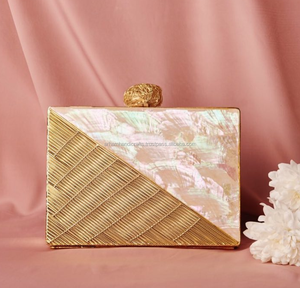 Bolsos de mano tradicionales Diseño de patrón geométrico de nácar Monederos de moda para damas para uso nocturno - Product Image 3