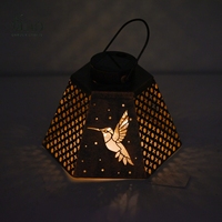 Lámpara Decorativa de Metal con Forma de Colibrí y Pétalos de Latón Hechos a Mano, Lámpara Solar de Viento con Bombilla LED para Uso en el Hogar y Hoteles