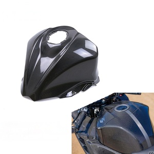Cubierta de Tanque de Fibra de Carbono Seca 3K con Acabado Brillante de Carbono Twill, Ligera, para Carenado de Motocicleta GSX1300R Hayabusa - Product Image 1