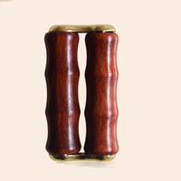 Masseur de doigts en bois de hanche de poulet, rouleau de massage des méridiens, masseur de paume moderne et minimaliste, unisexe, fabriqué en Chine, vente en gros