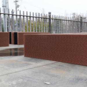 Panel <span class=keywords><strong>de</strong></span> Enfriamiento Evaporativo <span class=keywords><strong>de</strong></span> Papel Kraft con Estructura <span class=keywords><strong>de</strong></span> Panal para un Ganado Feliz y Saludable - Product Image 2