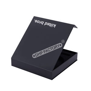 Caja de Regalo Personalizada con Cierre Magnético Premium Negro Mate, Caja de Envío Pequeña Negra con Logotipo - Product Image 6