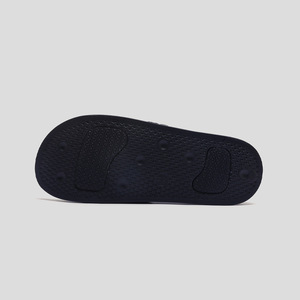 Pantoufles noires à sangle unique pour hommes et femmes, semelle épaisse, antidérapantes, tongs d'été légères et confortables pour usage domestique - Product Image 4