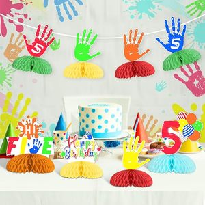 8 pièces Décorations de fête d'<span class=keywords><strong>anniversaire</strong></span> 'Hi Five' pour 5e <span class=keywords><strong>anniversaire</strong></span>, pour garçons et filles, Centre de table en nid d'abeille et Décoration de dessus de table - Product Image 3