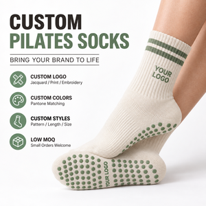 Chaussettes de Pilates personnalisées antidérapantes, longueur mi-mollet, en coton et élasthanne, avec logo imprimé pour femmes - Product Image 1