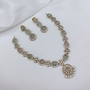 Super Quality Traditional Ethnic Antique Gold Plated Zircon Flower Design Necklace Set Earrings Maang Tikka <b>Indian</b> Wedding - Product Image 2