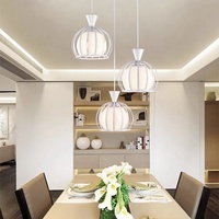Lustre LED Nordique Noir à Trois Têtes pour Restaurant, Bar, Café et Salon de Thé - Construction en Fer et Verre