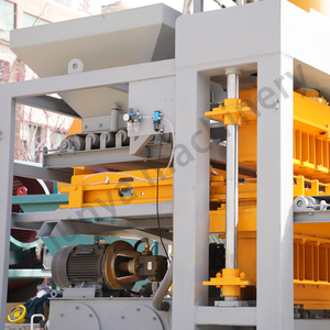 Machine à fabriquer des briques en argile hydraulique SHUNYA haute capacité SY7-10, presse hydraulique 100T-200T, pompe à moteur pour la production de blocs de <span class=keywords><strong>ciment</strong></span> - Product Image 1