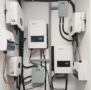 Inversores solares híbridos Growatt al por mayor de EE. UU., <span class=keywords><strong>inversor</strong></span> solar <span class=keywords><strong>híbrido</strong></span> de <span class=keywords><strong>precio</strong></span> bajo de fase dividida de 120V 240V 10KW - Product Image 4