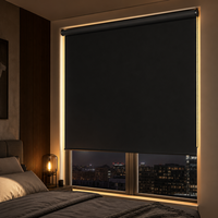 Stores enrouleurs semi-occultants en tissu tissé beige doux avec perles manuelles pour chambres et hôtels