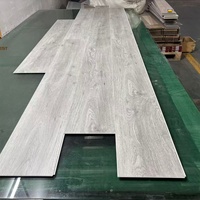 Mejor azulejo de vinilo de lujo roble LVT suelo rígido de vinilo de alto brillo piso de PVC