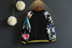 ร้านขายส่งออนไลน์ เสื้อโค้ทเด็กผู้หญิงลายดอกไม้สวยงาม แฟชั่นสำหรับเด็ก - Product Image 2