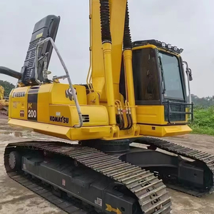 Excavadora de cadenas usada KOMATSU PC200 de 20 toneladas, marca original japonesa, con motor y cucharón, certificada CE, en venta. - Product Image 1