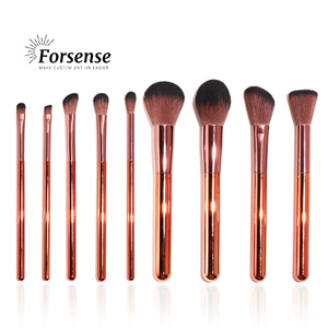 <span class=keywords><strong>Pinceau</strong></span> de haute qualité <span class=keywords><strong>pour</strong></span> fond de teint et <span class=keywords><strong>poudre</strong></span> Set de pinceaux cosmétiques métalliques de marque privée Pinceaux de maquillage végétaliens chromés en gros - Product Image 1