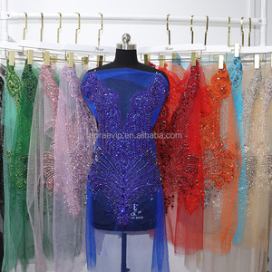 W031 패션 하이 퀄리티 럭셔리 크리스탈 패브릭 플랫 백 바느질-온 모티프 라인 석 메쉬 바디 아플리케 어둠 속에서 빛 - Product Image 1