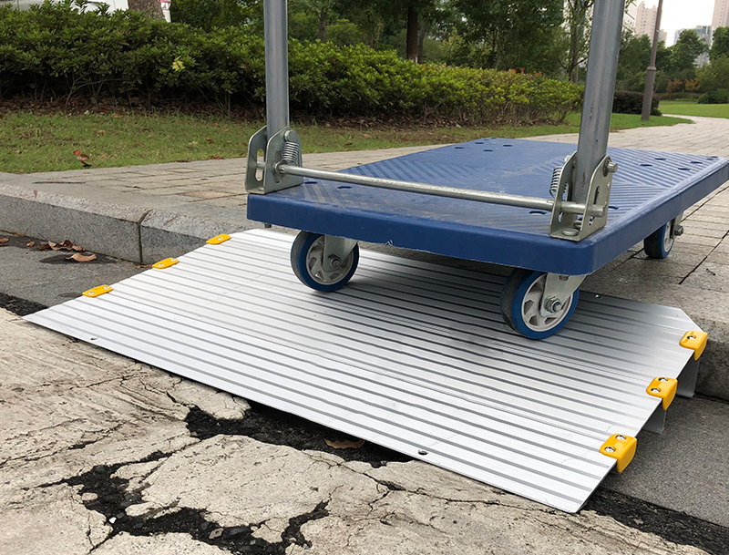 Hot Sale Aluminum 4 Inch Rise Entry Ramps - Portable & Durable