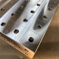 Table de soudage 3D en acier Q355 avec traitement de surface nitruré pour station de soudage électrique – Fabrication chinoise