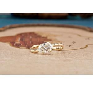 Bague ovale en forme d'infini pour femme, design moderne avec pierre précieuse étincelante, parfaite pour un usage quotidien - Product Image 1