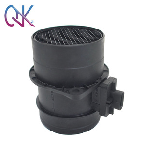 เครื่องวัดอัตราการไหลของอากาศ 0281002956 เส้นผ่านศูนย์กลางภายใน 70 มม. สำหรับ Volkswagen Audi Skoda Seat เซ็นเซอร์ MAF - Product Image 3