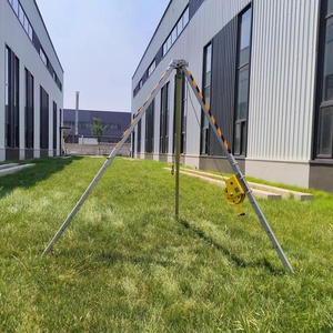 Treppiede di Salvataggio con Verricello per Spazi Confinati - Product Image 5