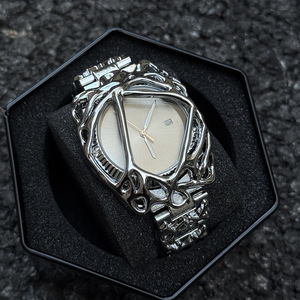 <span class=keywords><strong>น</strong></span>าฬิกาข้อมือผู้ชายดีไซน์ใยแมงมุมบิดเกลียว รุ่น Unique Creative Vantage Alabaster แฟชั่นฮิปฮอป สายเหล็ก ควอตซ์ แสดงวั<span class=keywords><strong>น</strong></span>ที่  แบบสั่งทำพิเศษ - Product Image 3