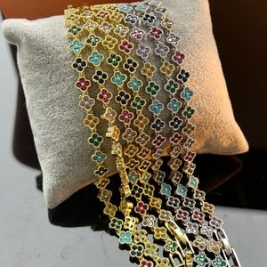 Pulsera ZHENXUN con Diseño de Trébol de Cuatro Hojas, Antidesvanecimiento, a la Moda, Fresca, con Diseño Exclusivo para Grupos Minoritarios, Versátil - Product Image 4