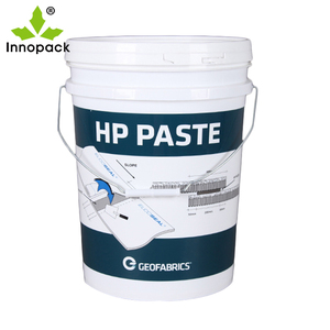 Seau rond en plastique noir de 5 gallons avec couvercle, qualité alimentaire - Product Image 1