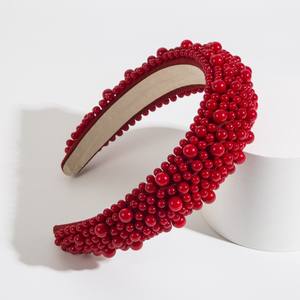 عصابة رأس فاخرة جديدة لعام <span class=keywords><strong>2026</strong></span> مزينة باللؤلؤ للنساء الأنيقات، إكسسوار شعر عصري بتصميم كلاسيكي مرصع باللؤلؤ للفتيات - Product Image 6