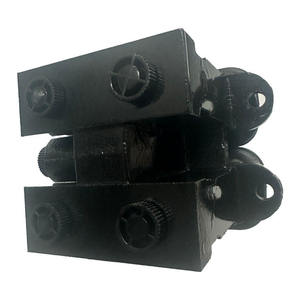 Vanne de pied pour excavatrice Huamao à 6 trous |   Pédale hydraulique durable pour un contrôle précis des machines - Product Image 5