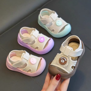 Nouvelles chaussures pour tout-petits antidérapantes super mignonnes à semelle souple, chaussures de marche pour bébés, sandales d'extérieur pour enfants - Product Image 1