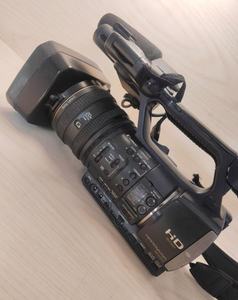 กล้องวิดีโอระดับมืออาชีพ Sonyss HDR AX2000E พร้อมซูมออปติคอล 20 เท่า ระบบกันสั่นภาพแบบออปติคอล และขาตั้งแบบสะพายไหล่ - Product Image 5