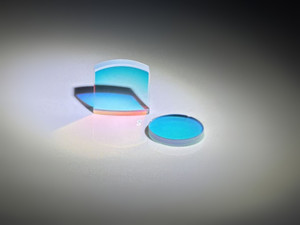 Customize OEM High Quality Optical Glass JGS1 Cylindrical <strong>Aspheric</strong> <strong>Lens</strong> with Anti-Reflective Coating Ruike Brand 1 Year Warranty - Product Image 4